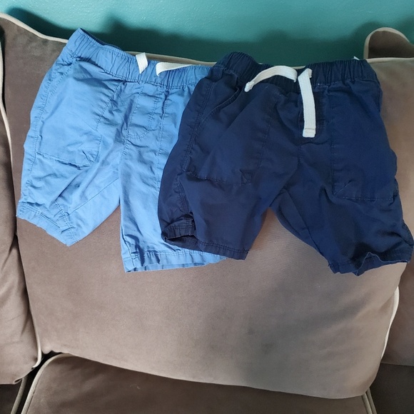 Old Navy Other - Bundle of 5 Pairs 4t Shorts